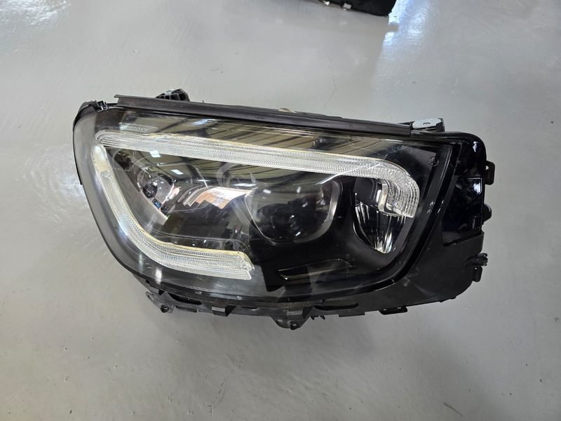 벤츠-glc-amg-x253-조수석측-헤드라이트-a2539065003